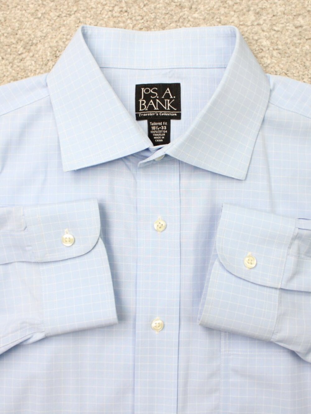 Jos A Bank Shirt Mens 16 1/2, 33 Blue Traveler's Tailored Fit Cotton Long Sleeve